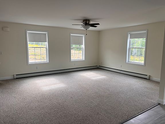 5th image of 21 Tucker Dr
