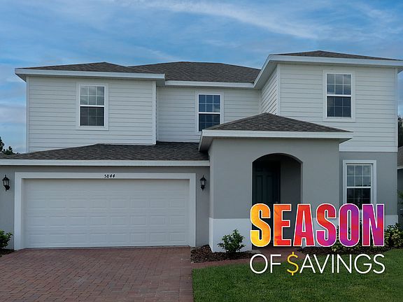 Front Exterior View of a Modern Central Florida Home