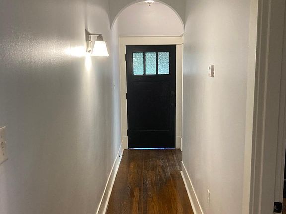 3rd image of 1100 Rock St APT D