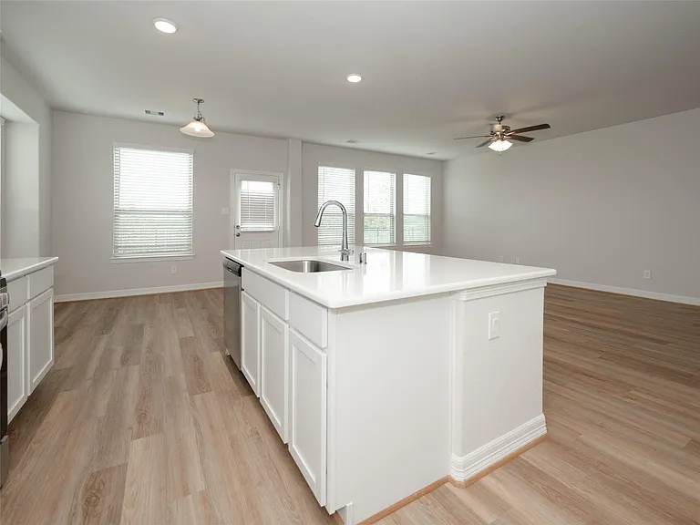 8231 Red Shinner Way — Photo 32