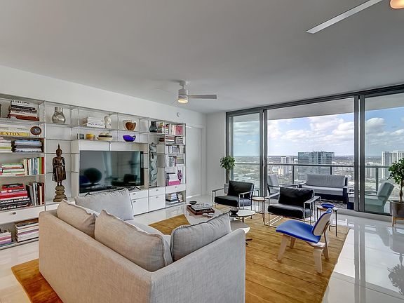 5th image of 100 E Las Olas Blvd Unit 2402