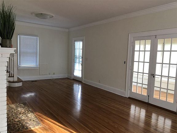 2nd image of 2835 2nd Ave S