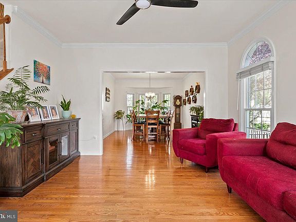 5th image of 10193 Wistlewood Ct