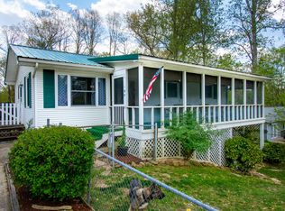 177 Forest Hills Dr, Harriman, TN 37748