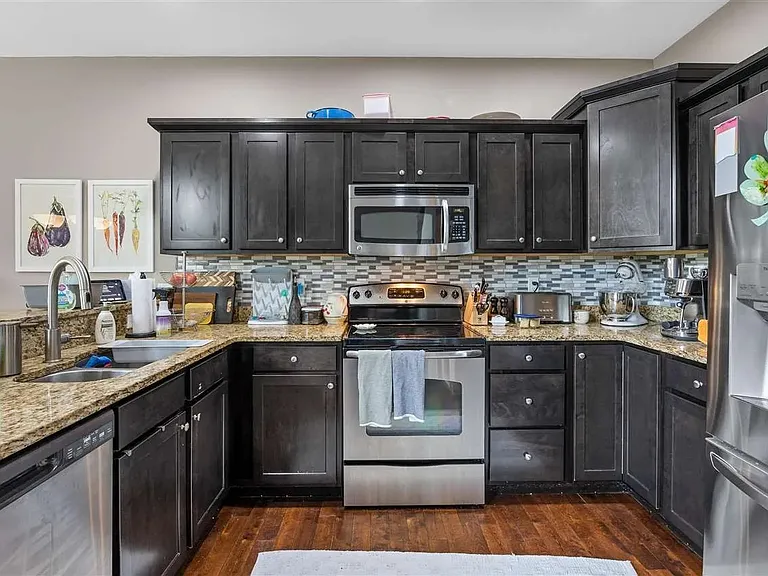 700 Mission Point Rd — Photo 16