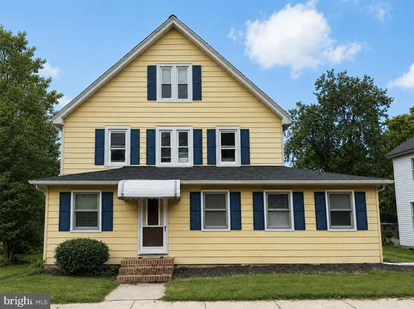 111 E Lillian St, Hebron, MD 21830