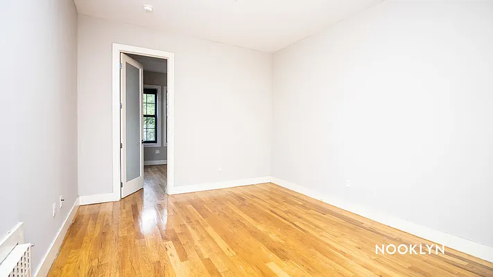 Rented by Nooklyn NYC LLC | media 14