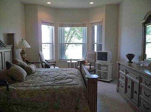 4th image of 7133 Haviland Cir
