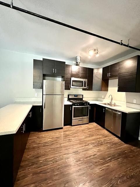 1st image of 00-601 Linden Ave #102