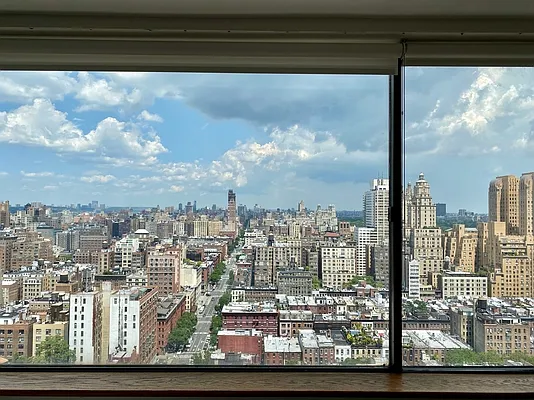 Rented by Bank Neary | media 1