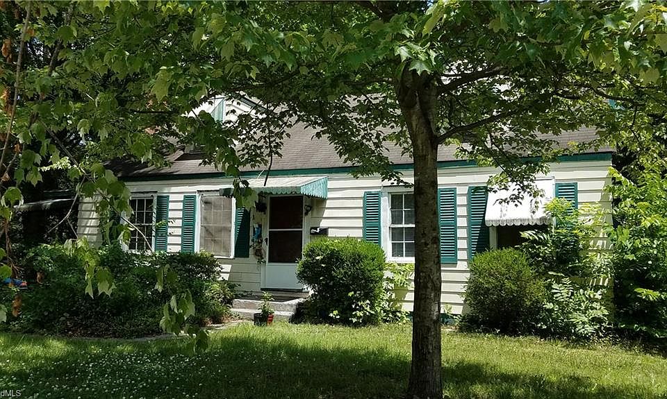 1st image of 1561 Lovett St