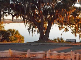 3005 River Dr APT 505, Savannah, GA 31404