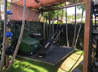 6082 Kalanianaole Hwy APT A, Honolulu, HI 96821