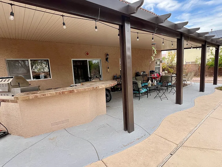 4933 Naff Ridge Dr — Photo 8