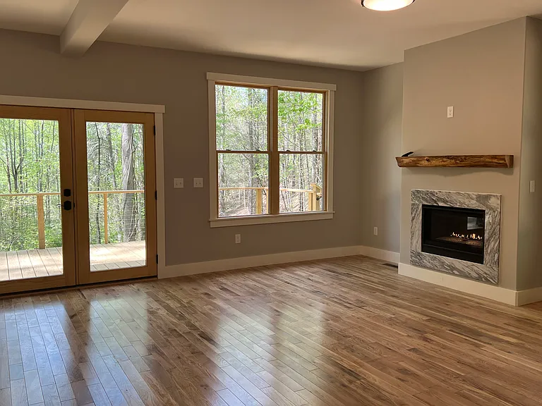 52 Crest Circle Dr — Photo 5