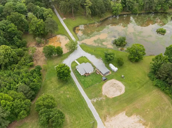1525 Chelsea Rd, Columbiana, AL 35051