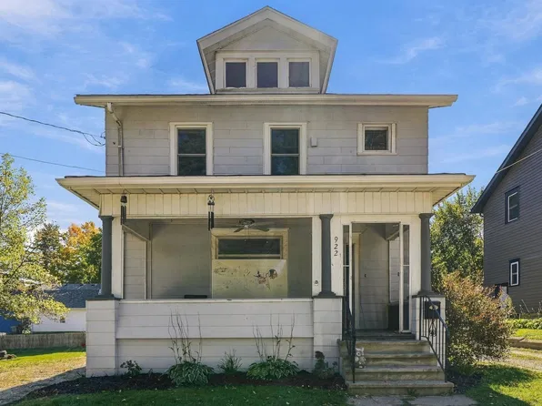 922 Moyer St, Kendallville, IN 46755