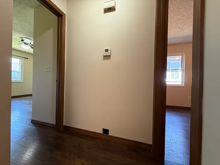 222 E Edgewood St — Photo 9