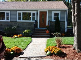 21 Cambridge Rd, Norwood, MA 02062
