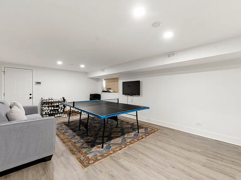 660 56th Pl — Photo 20