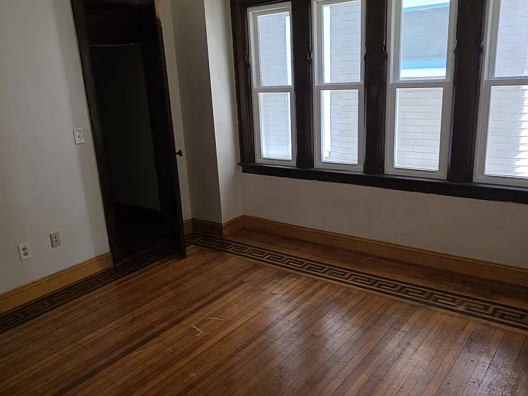 245 Humboldt Pkwy #L — Photo 8