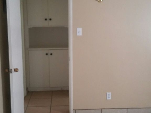 5th image of 8619 Belford Ave #158