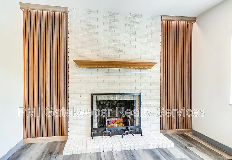 4308 Turf Ln — Photo 12