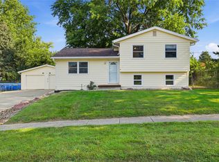 110 Gepke Pkwy, Des Moines, IA 50320