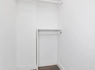 318 W 14th St APT 1C, New York, NY 10014