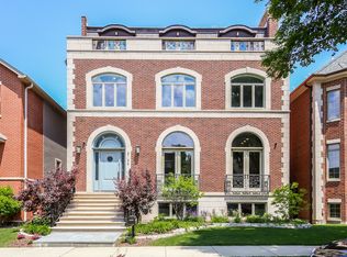 2855 N Lincoln Ave, Chicago, IL 60657