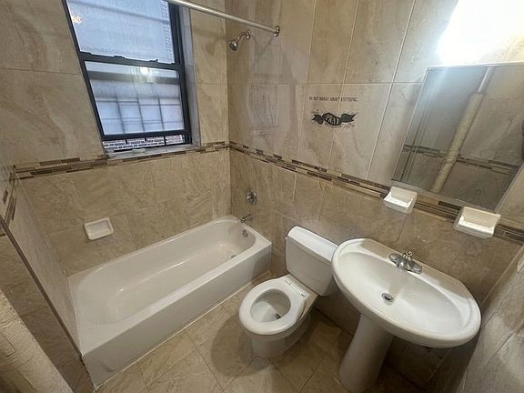 5th image of 18-15 Everdell Ave #2A