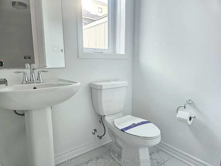 92 Avani Ave — Photo 17