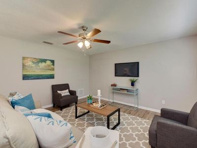 6429 Burgundy Rd S, Jacksonville, FL, 32210