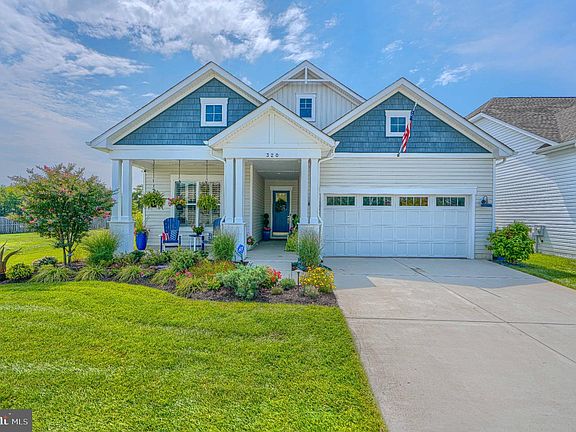 2nd image of 320 Bayberry Dr