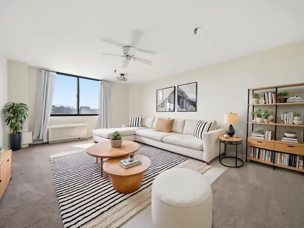 77 Adams St Unit 611, Quincy, MA 02169