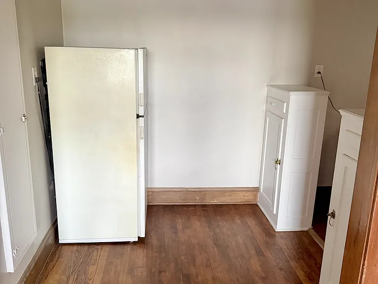 13450 Cedar Rd #17 — Photo 4