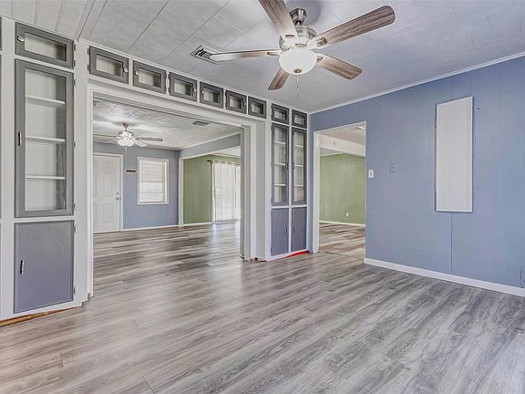 3rd image of 1204 2nd St