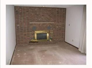114 Vanita Dr, Coraopolis, PA 15108