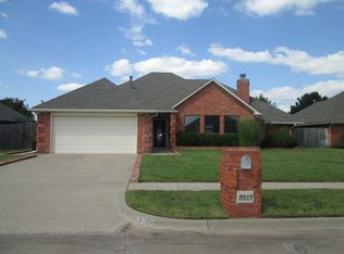 3917 Nicole Cir, Norman, OK 73072