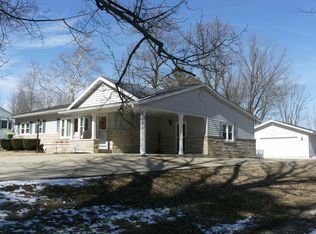 221 E Dewey Dr, Ellettsville, IN 47429