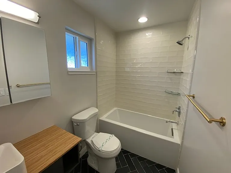 2121 David Ave — Photo 21