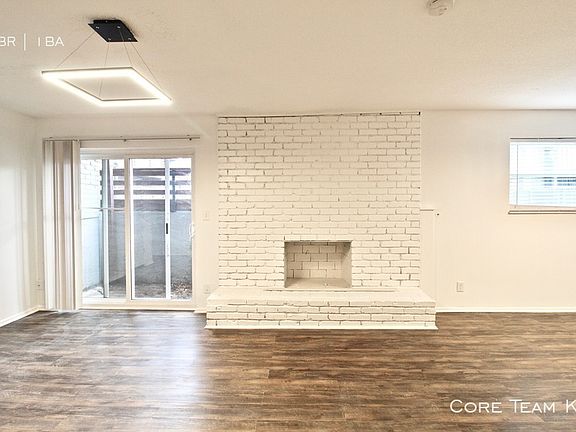 5th image of 3631 Walnut St #105