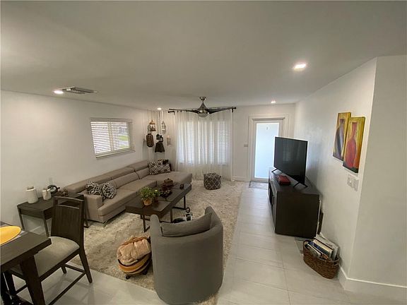 3rd image of 6610 NW 57th Court