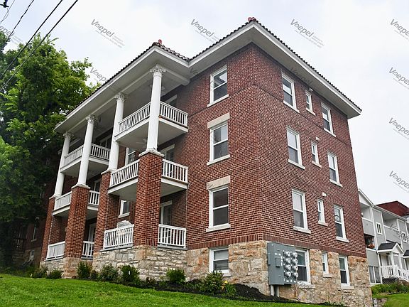 2nd image of 1600 W 37th St #1E-3E