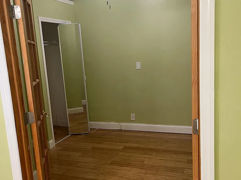 3306 Hudson Ave #2 — Photo 4