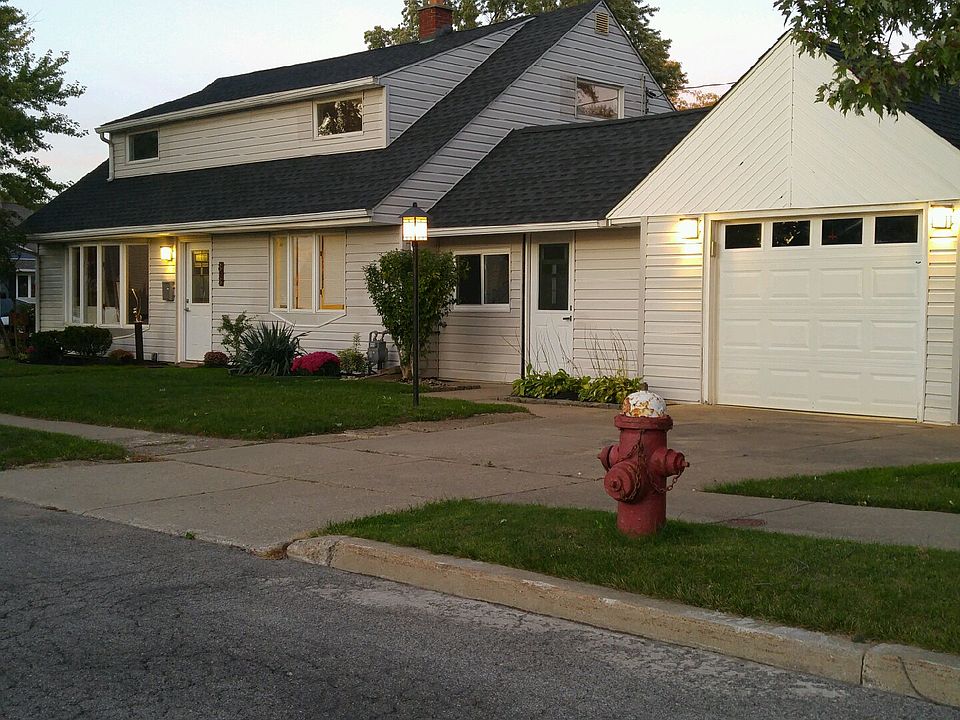 1st image of 83 E Somerset Ave