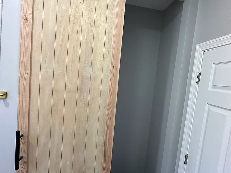 29 Lambert St #4 — Photo 10