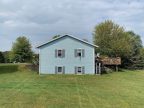 5th image of 9756 Shaw Creek Ct NE