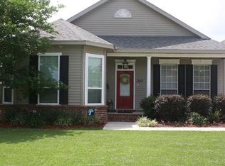 202 11th St, Gretna, LA 70053