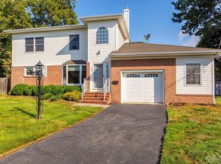 46 Chapel St, Edison, NJ 08817